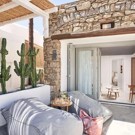Adorno And Hotel Ornos (Mykonos)